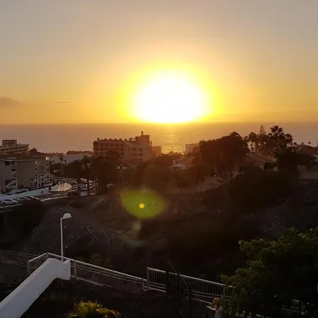 아파트 Sunset View Duplex *